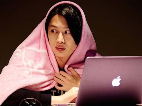 kpop twitter header|The Rabbit Hole That Is Stan Twitter: Funny Tweets That Are The K.
